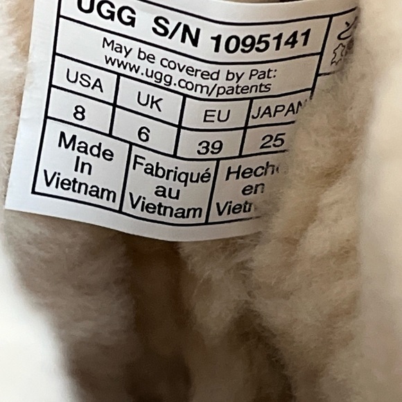 UGG Women's Adirondack III Chestnut Brown Waterproof Leather Snow Boots  Size 8 - Picture 12 of 12